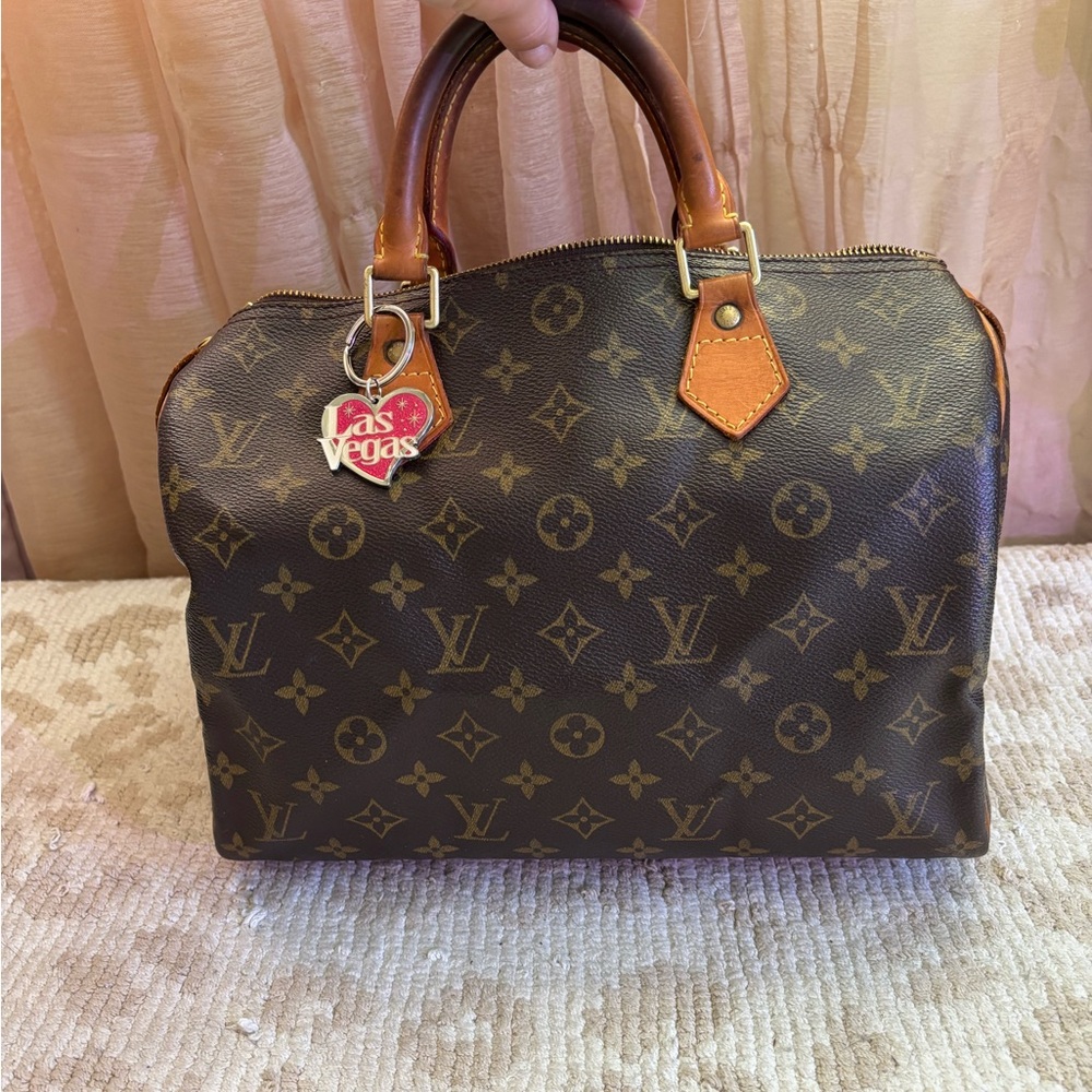 Louis Vuitton Monogram speedy 30